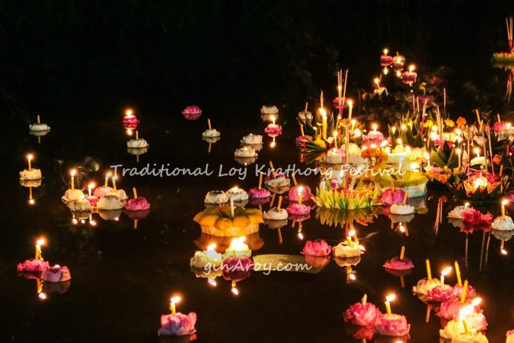 Traditional Loy Krathong Festival (3) Traditional Loy Krathong Festival