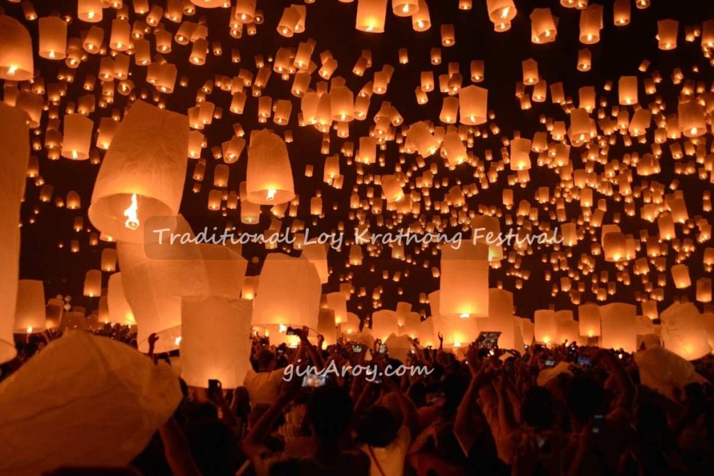 Traditional Loy Krathong Festival (4) Traditional Loy Krathong Festival