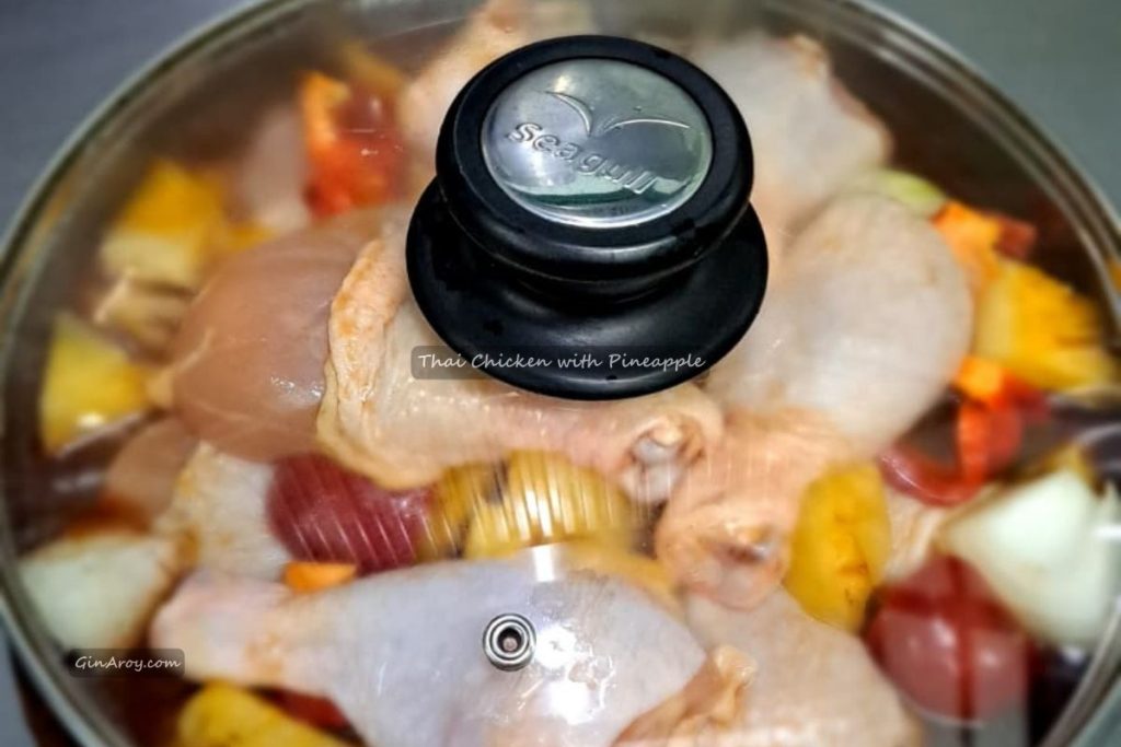 Thai Chicken with Pineapple