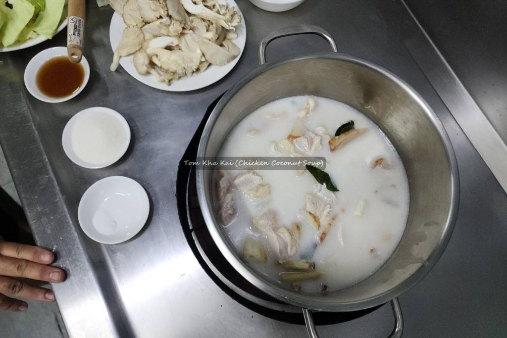 Tom Kha Kai (Chicken Coconut Soup)