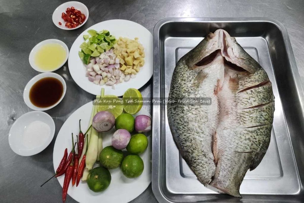 Pla Kra Pong Tod Samun Prai (Herb-Fried Sea Bass)